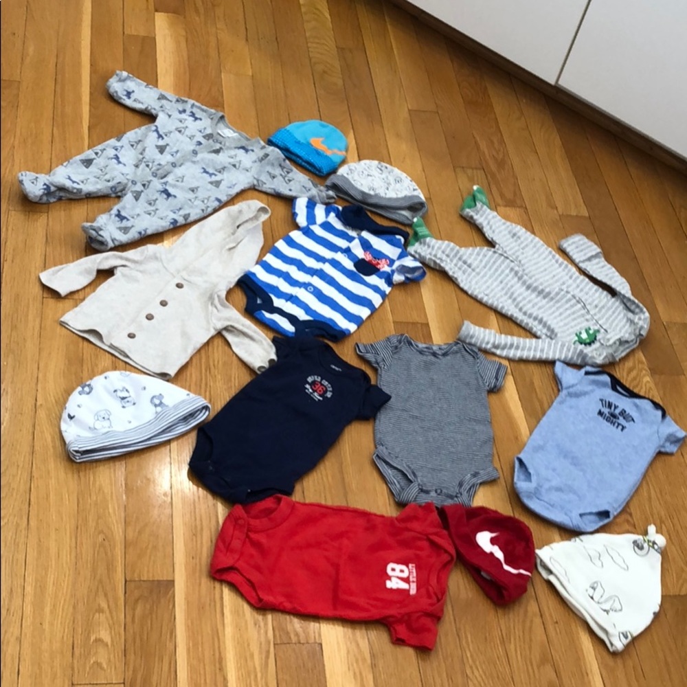 13 pieces of baby clothes for one price
